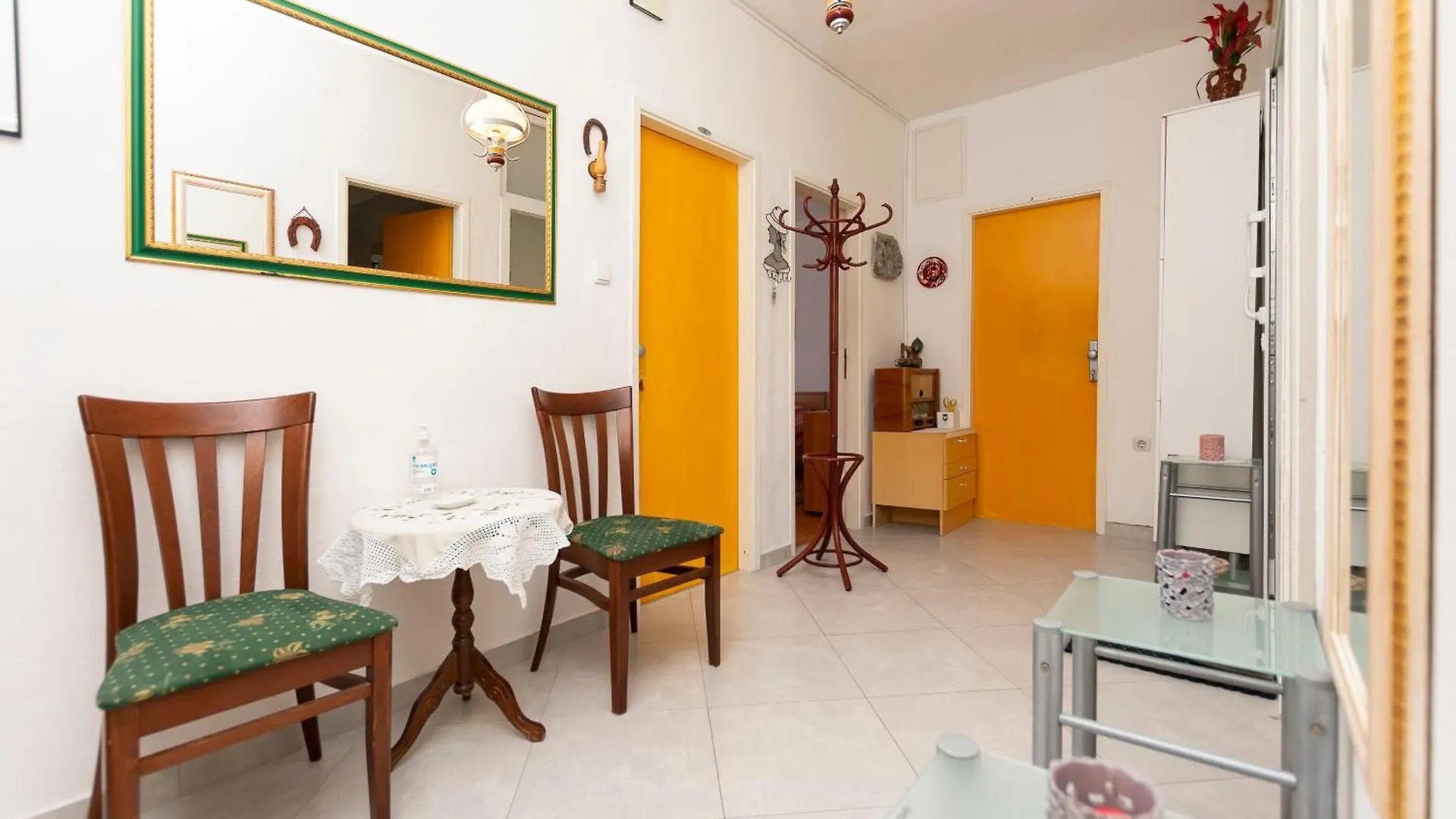 Apartment Two Sisters 0*, Trogir